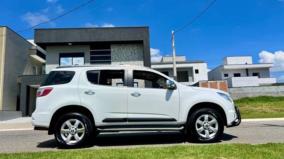 CHEVROLET TRAILBLAZER 3.6 LTZ 4X4 V6 GASOLINA 4P AUTOMÁTICO